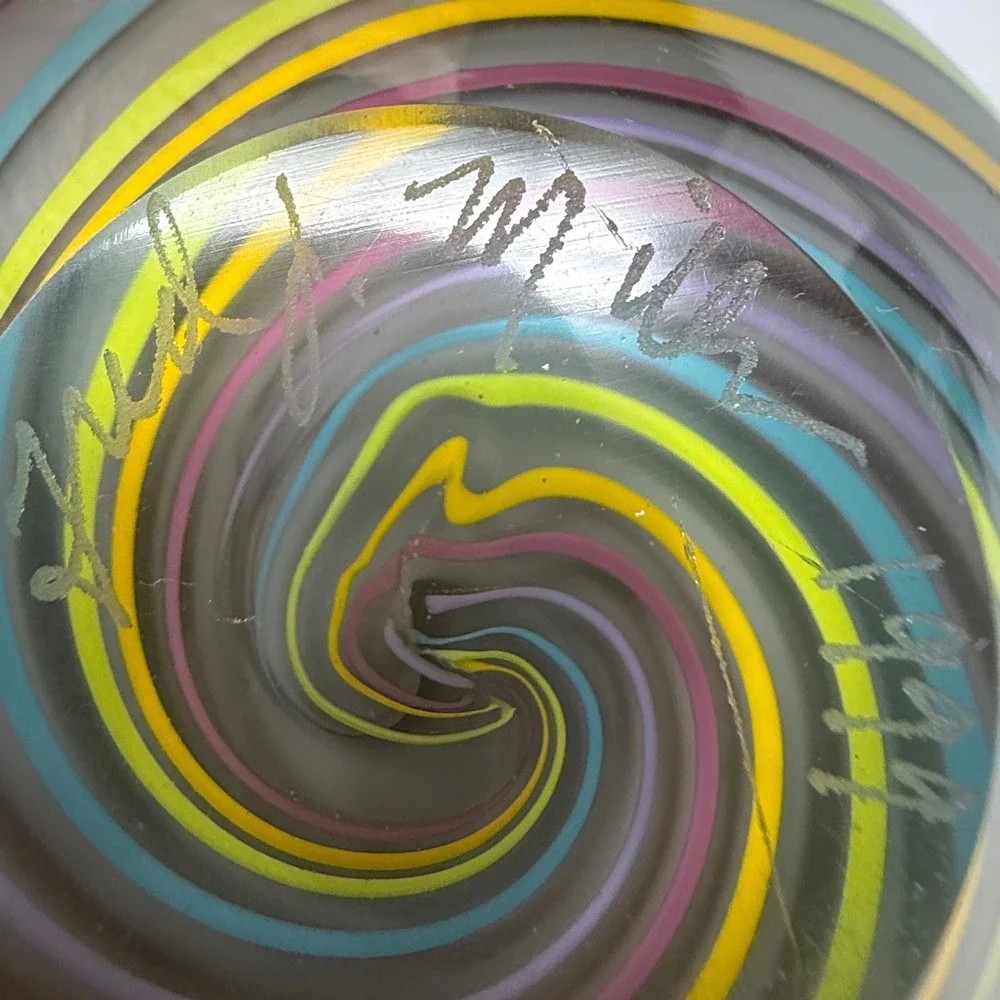 N/A stunning hand